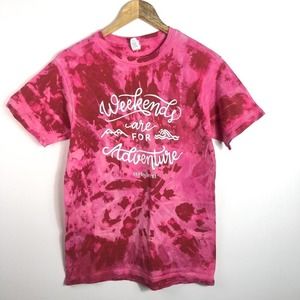 Serengetee Bleach tie dye Weekends are for adventure tee shirt Medium
